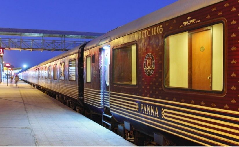 Traverse India’s golden triangle with the Maharajas’ Express tour package